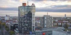 Komplex Central premenil zanedbanú plochu v centrálnej zóne Bratislavy na významnú súčasť mestského života a povýšil typologickú kategóriu nákupného centra na architektúru