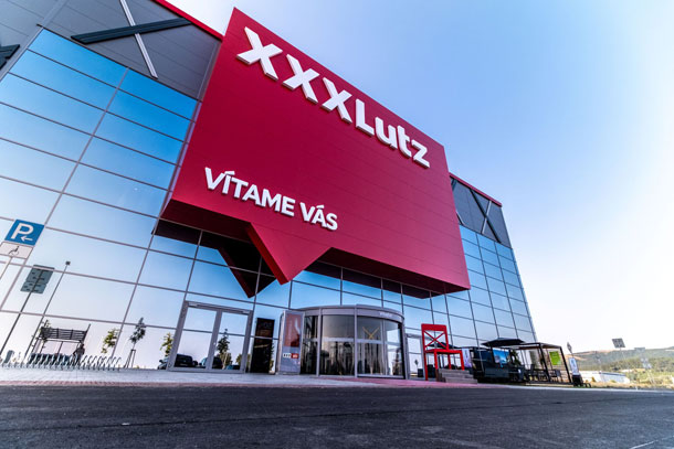 XXXLutz-Nitra-1-X.jpg